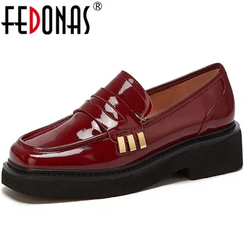 

FEDONAS Women Cow Patent Leather Casual Shoes Spring Summer Metal Decoration Slip On Square Toe Brand Design 2020 Shoes Woman