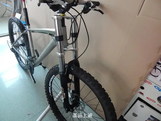 26 дюймов горный велосипед подвесная Вилка передней оси 620DH дисковый тормоз DH алюминиевый сплав горные плечи дисковый тормоз