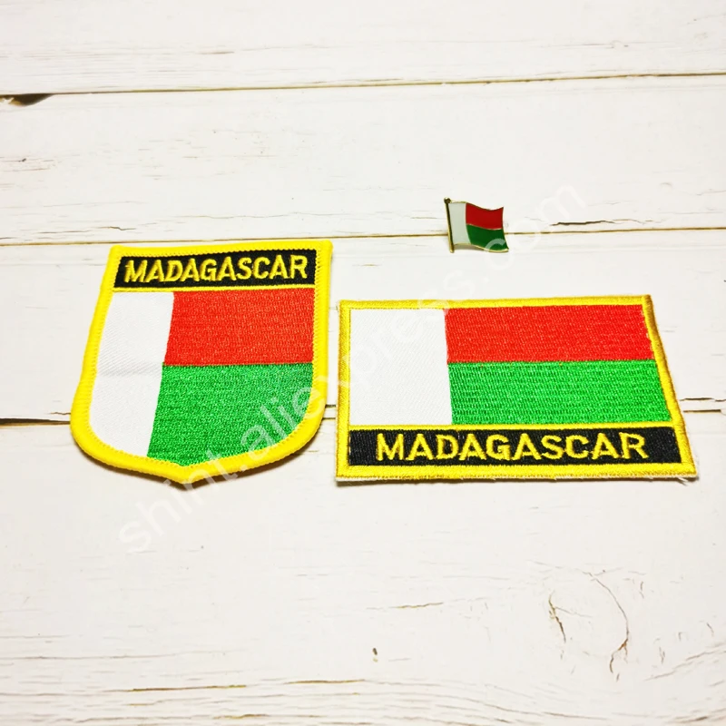

Madagascar National Flag Embroidery Patches Badge Shield And Square Shape Pin One Set On The Cloth Armband Backpack Decoration