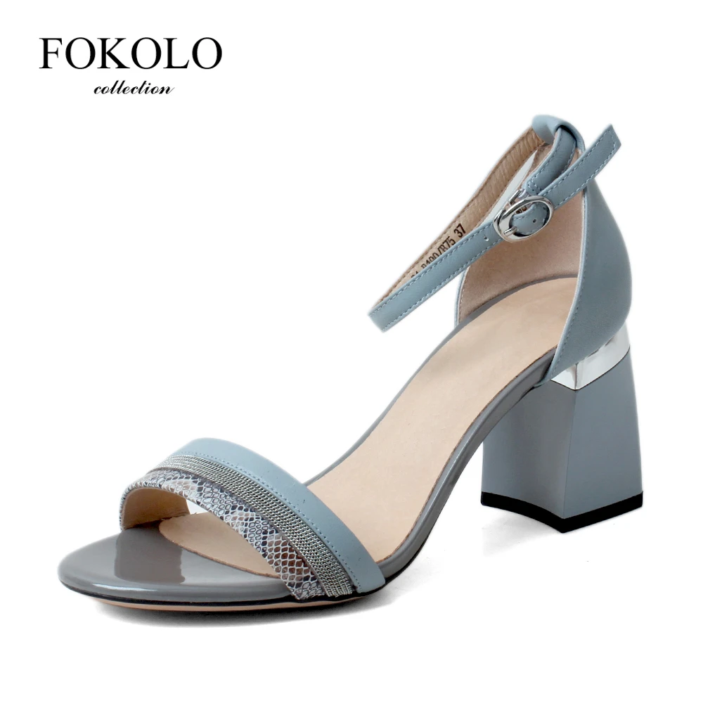 blue round toe heels