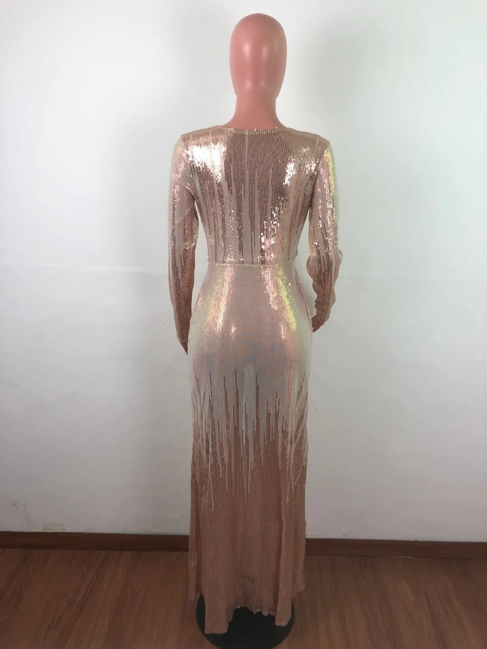 12140530381_2132539483