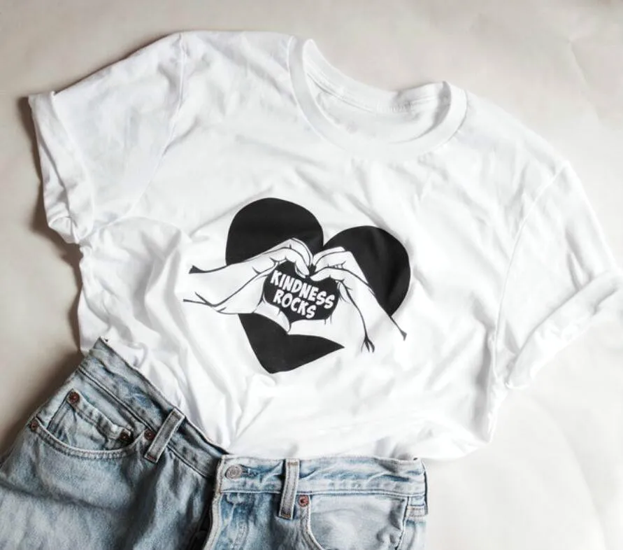 Женская футболка с надписью Kindness Rock Heart хлопковая коротким рукавом модная