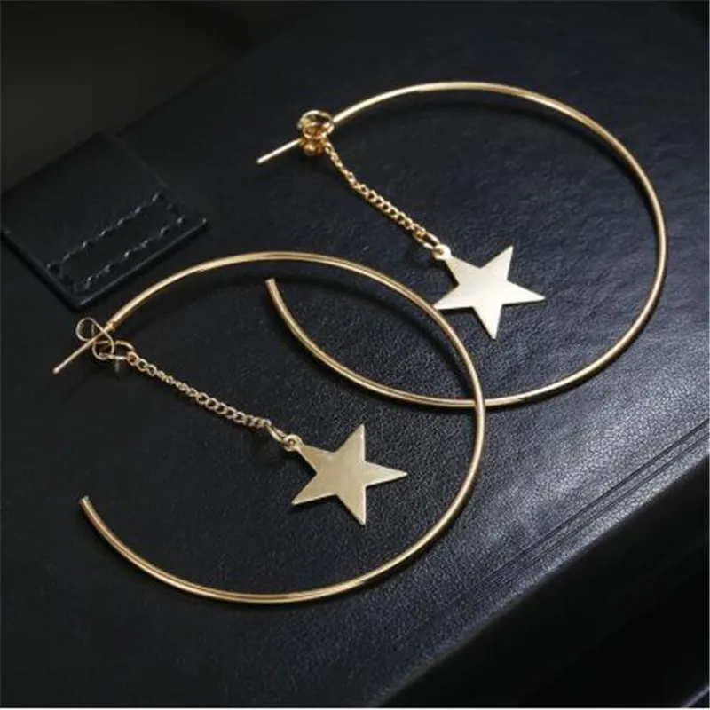 

WKOUD Simple Hoop Earrings For Women Hollow Round Circle Earrings With Star Decorated Earring Golden Color Ear Jewelry Wholesale