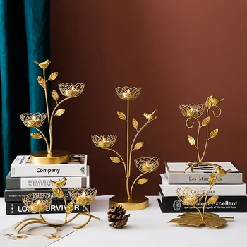 Chandelier de mariage doré s | Table de salon, Table à manger romantique, salon de maison 1