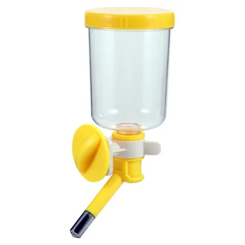 

600ML Plastic Pet Waterer Pet Automatic Feeder Pet Hanging Water Dispenser