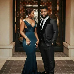 2021 New High Quality Customized Dark Gray Men's Suit Peak Lapel Groom Slim Tuxedo Fashion Prom 3 Piece Set(Coat + Pants + Vest)