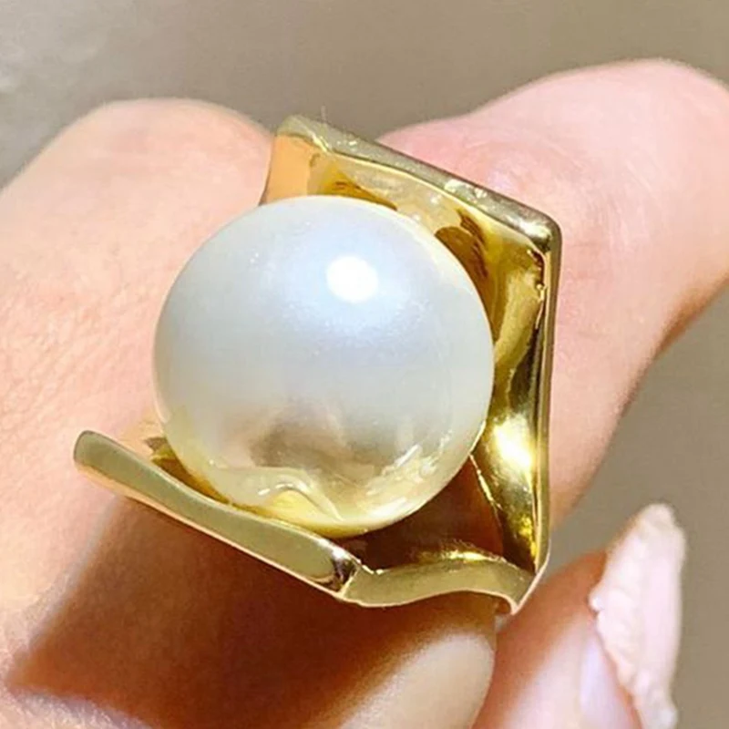 Imitation Pearls Personality Gold Color Metal Hollow Exaggeration Design Finger Rings for Women Girls Party Jewelry Gift