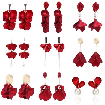 

2020New Unique Design Red Rose Petals Dangle Earrings Bohemian Long Flower Resin Earrings Statement Bridal Earrings Ladies Jewe