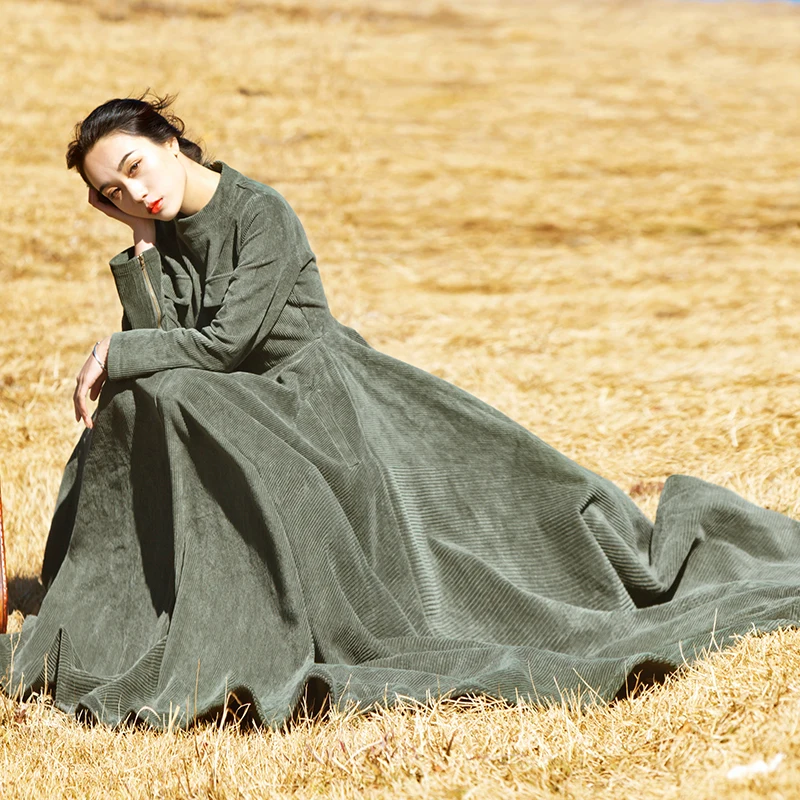 Will the new women cultivate one's morality show thin big skirt of tall waist corduroy dresses