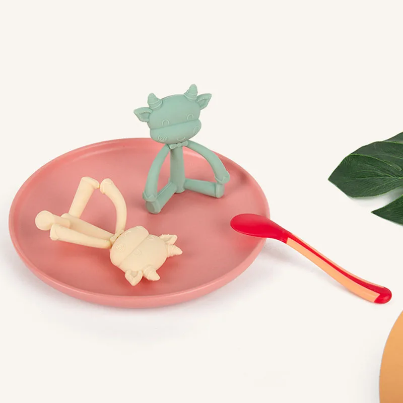 1Pcs Baby Teething Toys Cute Cartoon Teeth Biting Toy Food Grade Silicone Infant Supplies Teether Holders Baby Pacifier Teethers