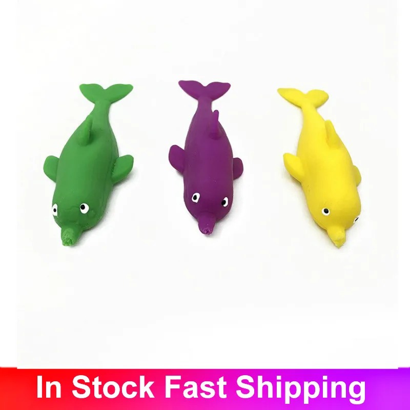 

1PCS Novelty Gag Toys Funny Catapult Slingshot Animal Toys Ejection Squeeze Toys Stress Relief Toy Kids Party Favors Gifts