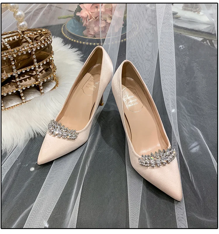 Женская обувь; роскошные стразы на высоком каблуке 7 см; туфли-лодочки для невесты; белые туфли; свадебные вечерние туфли из сатина и шелка; хорошая женская обувь