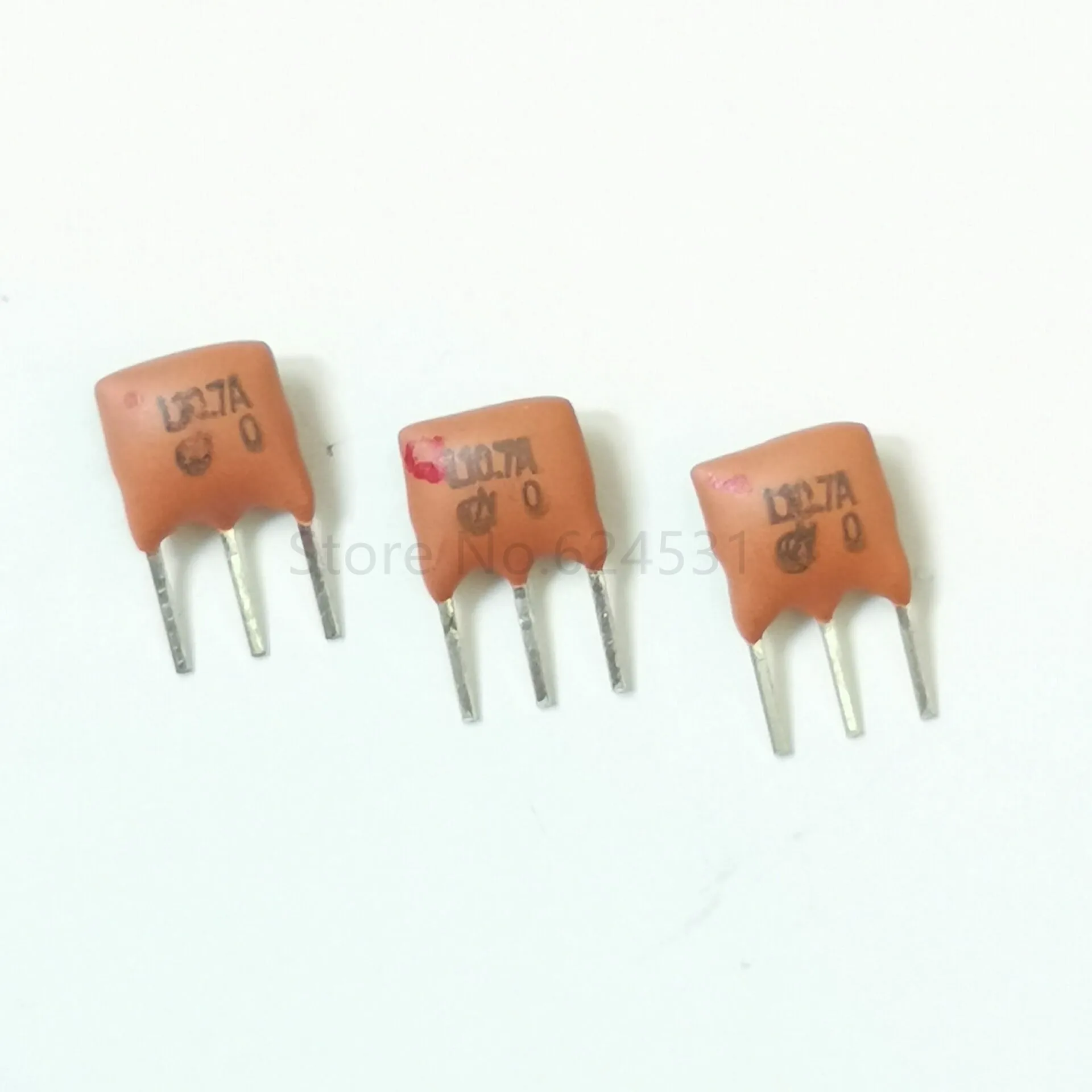 

10pcs Ceramic crystal oscillator 10.700MHZ 10.7M ZTT10.7M LF10.7M Inline 3 feet