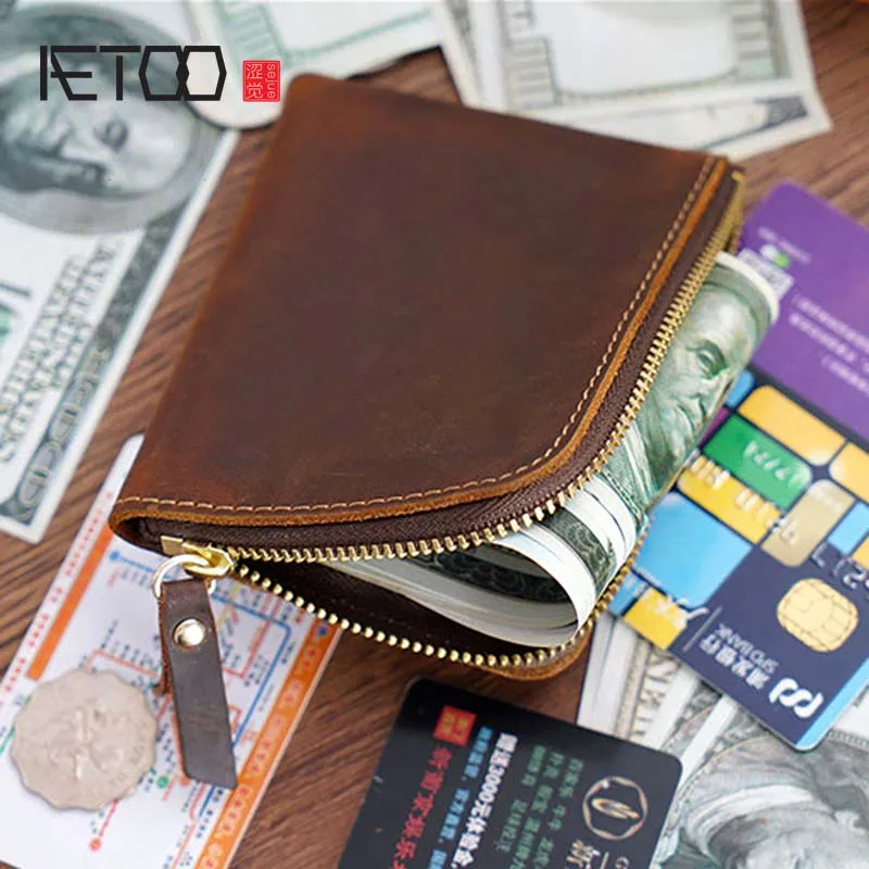 

AETOO Simple card bag, handmade leather short wallet, vintage mad horse leather zipper wallet, head leather wallet