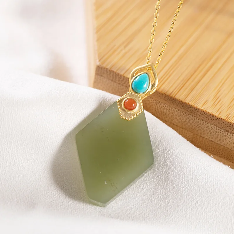 

LuYin S925 pure silver personality diamond set of gold-plated chain hetian jade jade contains geometric chain pendant