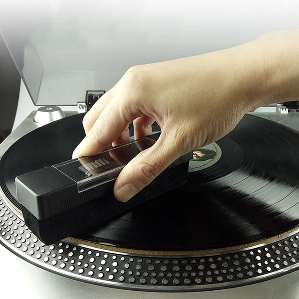 

3pcs Carbon Fiber Soft Turntable Tool Vinyl Record Phono Anti-Static Practical Dust Remove Stylus Portable Cleaning Brush Set