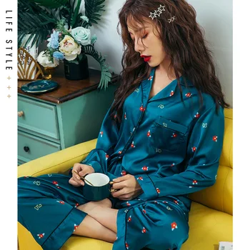 

2019 New Autumn Women Silk Satin Printing Pajamas Set Long Sleeved Shirt and Trousers Home Service Suit Satin Pajamas for Women