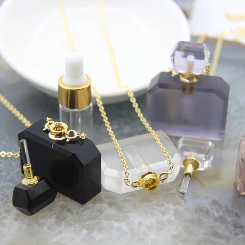 Classic Natural Large Slab Quartz Crystal Perfume Bottle Pendants,High Quality Healing Gemstone Essential Oil Bottle Necklace