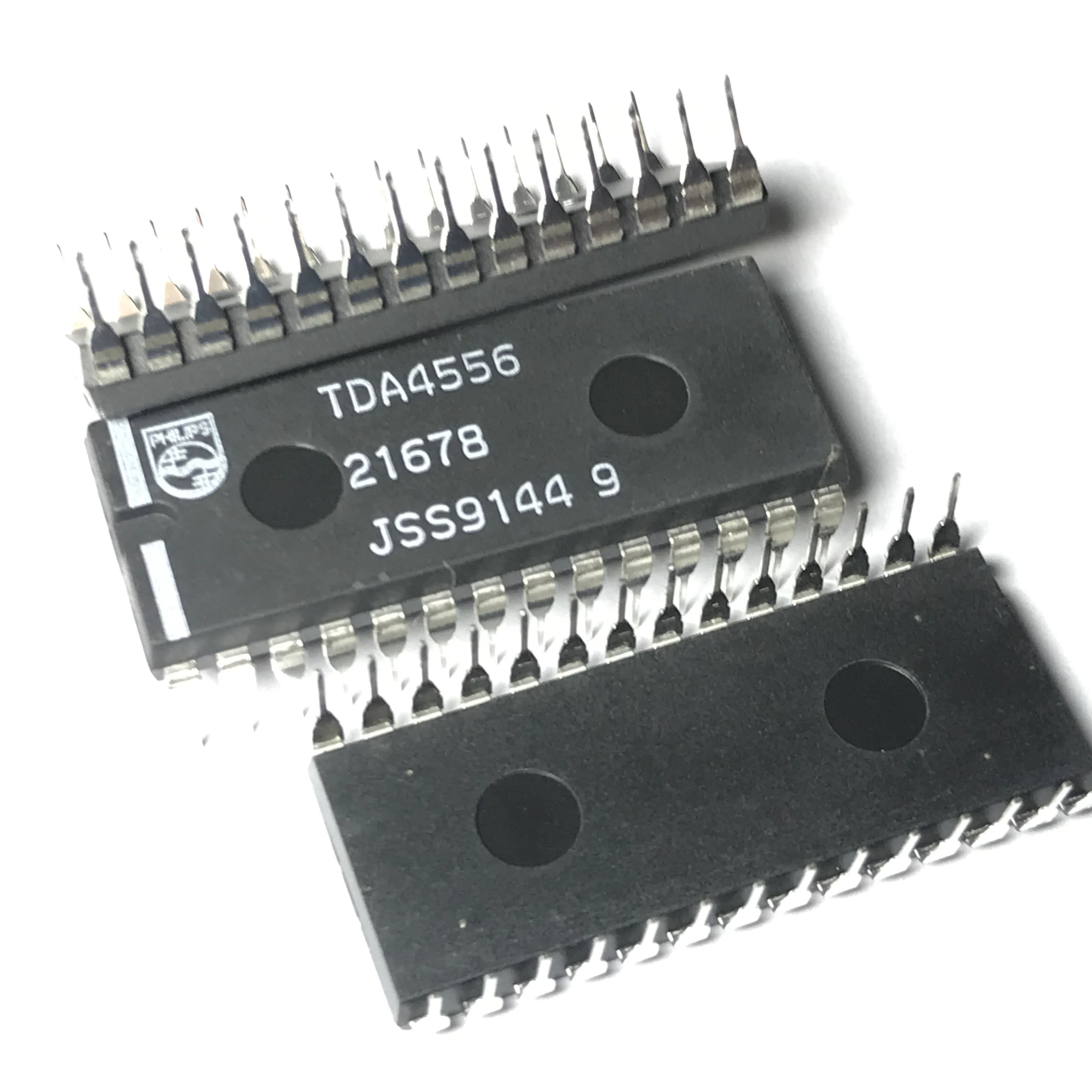 TDA4556 A4556 4556 dip-28p 5 шт./лот