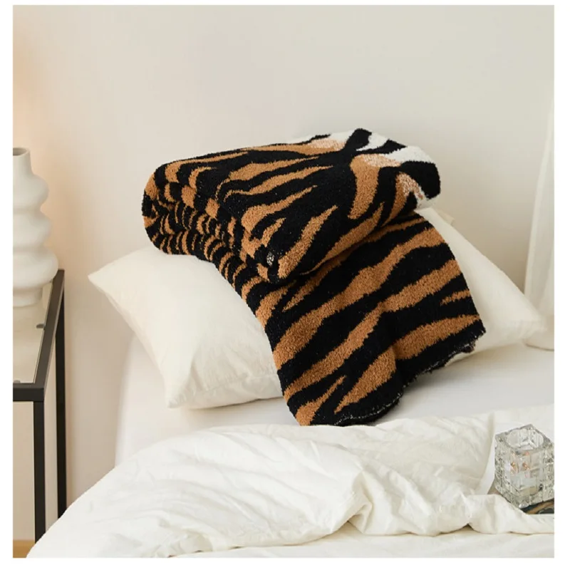 ���ο� �ܿ� ������ ħ�� ���� ��� ���� �繫�� ���� ���� �β��� ħ�� 130*160cm �ε巯�� ��� �񵵸�