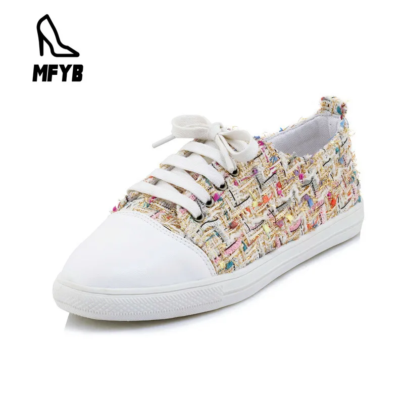 

MFYB Women's flat shoes 2019 autumn new comfortable flat women's shoes cross strap casual shoes large size 34-46