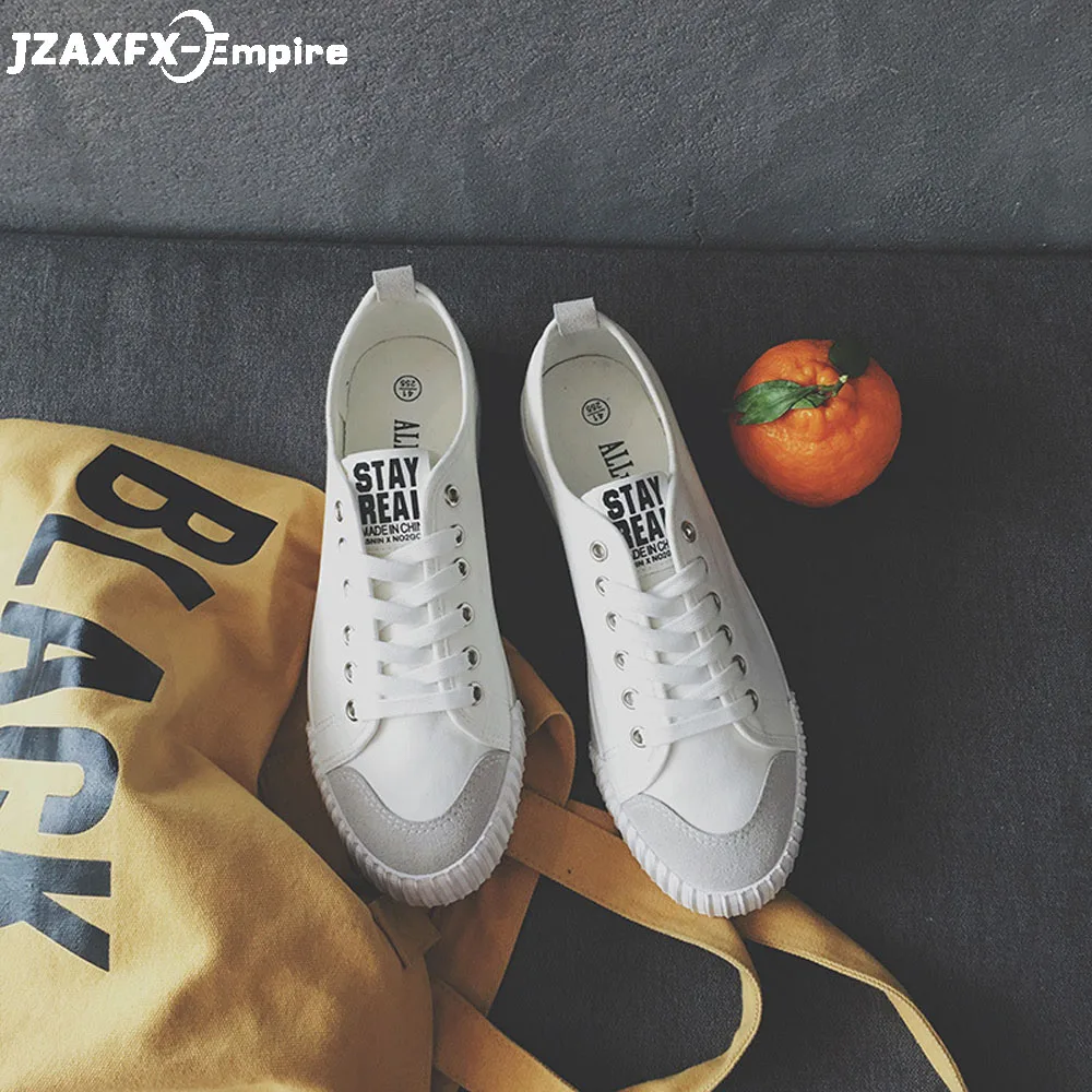 New Arrival Men canvas shoes Lace-up Patchwork Flat Shoes Comfortable Classic Flat High Quality Men Vulcanized Shoe New Arrival Men canvas shoes Lace-up Patchwork Flat Shoes Comfortable Classic Flat High Quality Men Vulcanized Shoe