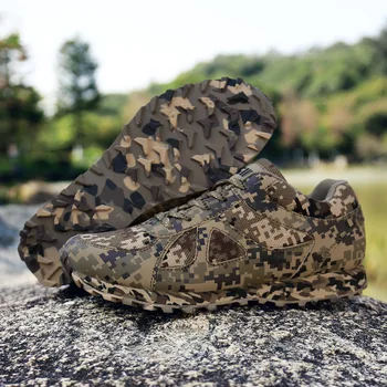 

BOUSSAC Unisex Sports Shoes Camouflage Sneakers for Men Women Flexible Running shoes Breathable outdoor Training Plus Size 35-46