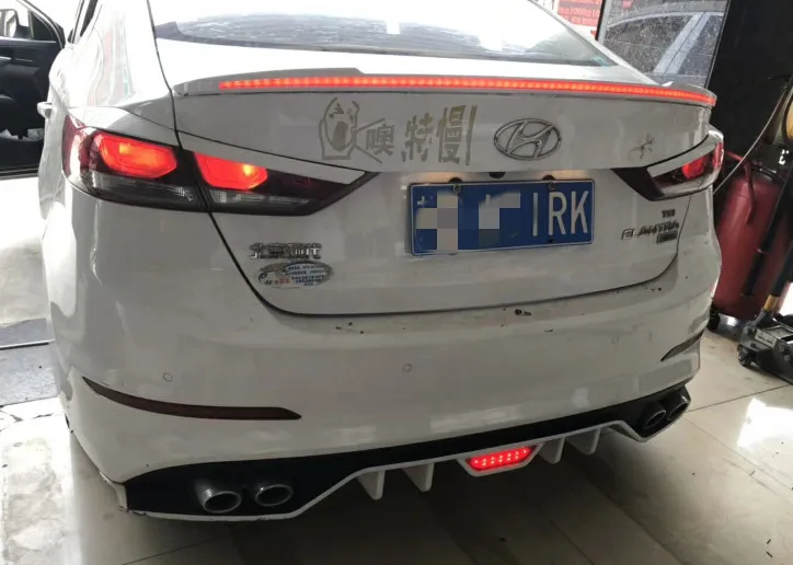 Для hyundai Elantra спойлер светодиодный источник света ABS Материал заднее крыло праймер цвет задний спойлер