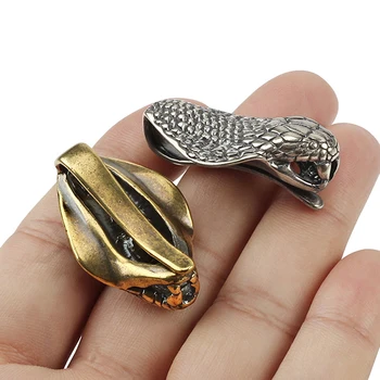 

Brass EDC Tool Locomotive Pendant Snake Head Spring Hook Buckle Personalized Money Clip