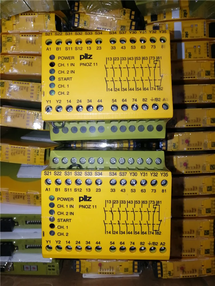 Pilz PNOZ 11 774086, подлинный, фотографии, гарантия один год