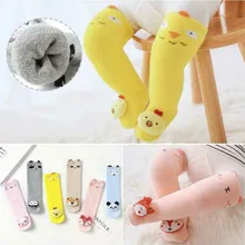 Для детей 0-18 месяцев; утепленные хлопковые носки выше колена; модные носки с героями мультфильмов; Новинка