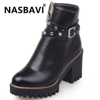 

2019 new Korean version thick Platform Women's Boots Buckle Strap Rivets round head High Heel Martin Boots Ankle Boot for Women