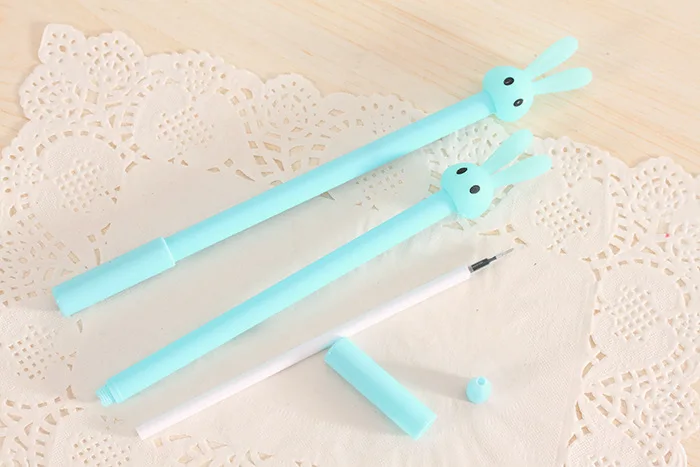 4036641378_682635082