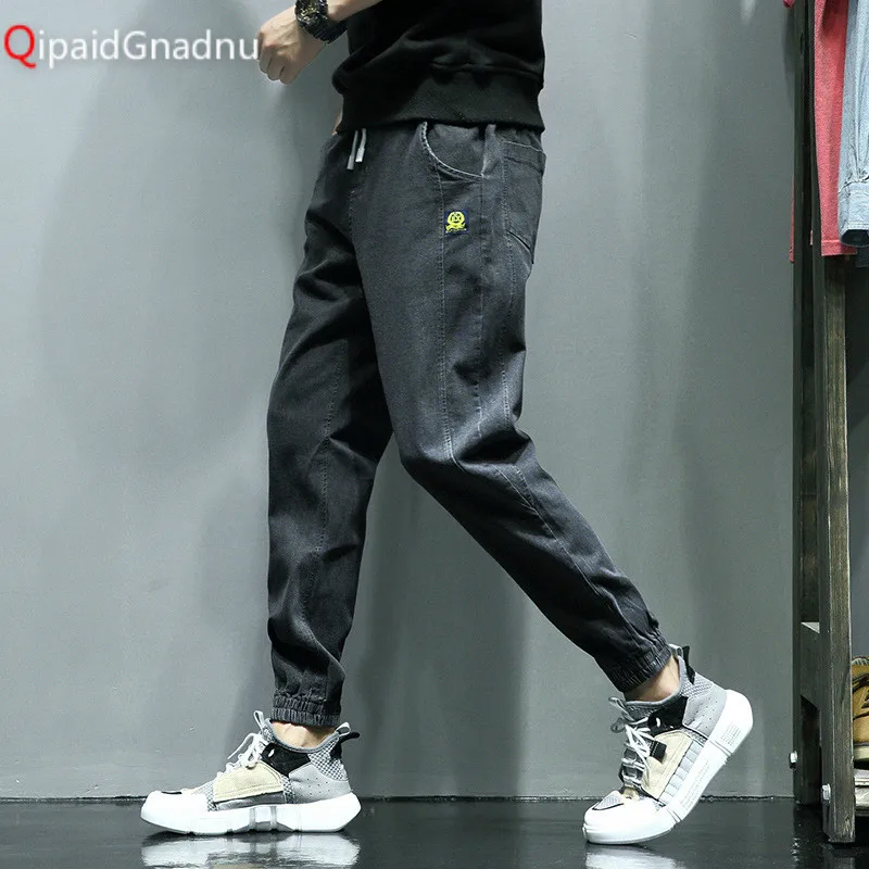 

2019 Style Fashion Men Jeans Gray Color Loose Fit Big Size M-7XL Slack Bottom Jogger Jeans Men Side Stripe Patch Harem Pants