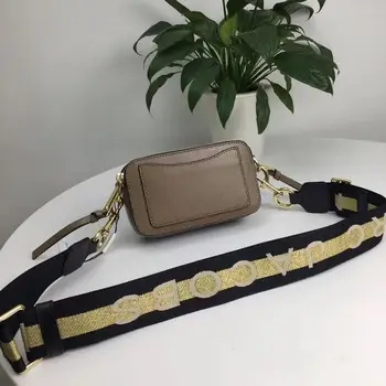 

2020 new shoulder bag European and American fashion leather bag