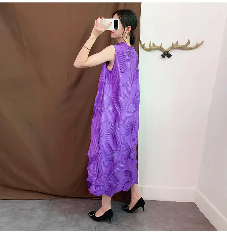 Плюс размер платье женское платье со стоячим воротником без рукавов сплошной цвет свободные бриллианты шаблон стрейч Miyake плиссированное платье миди