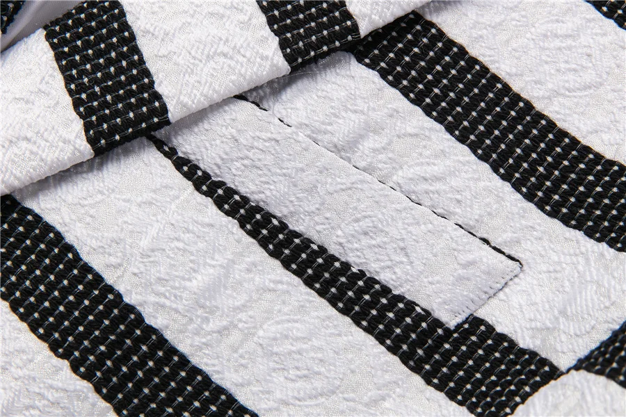 Black And White Striped Blazer For Men Slim Fit Mens Wedding Blazers 6XL Mens Casual Blazer Jacket High Quality One Button Q812