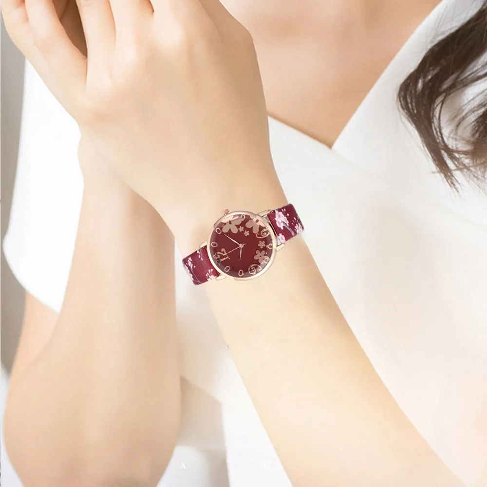Роскошный бренд модные женские часы relogio feminino тисненые цветы небольшой свежий Печатный ремень Студенческие Кварцевые часы подарок
