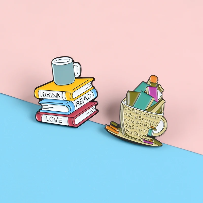 Эмалированные булавки для чтения книг с изображением напитка кофе, брошь для чтения книг, забавные значки на лацкане,, подарок для друзей, студентов