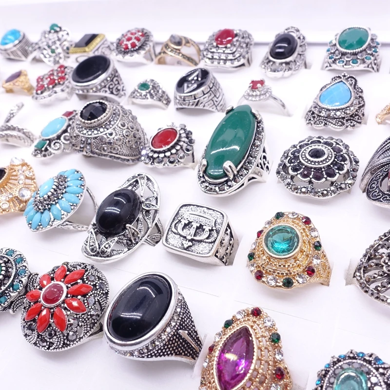 MixMax 50pcs/box Womens Rings Vintage Jewelry Mix Styles Party Favor Gifts Wholesale Lot with a Display Box Gold Silver Plated 2
