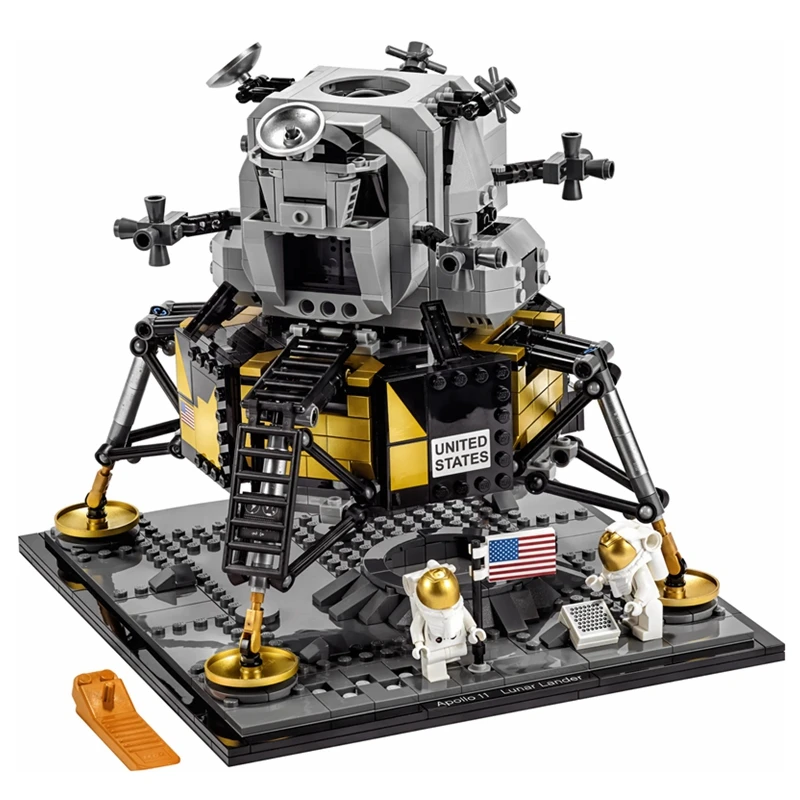 

10266 Ideas International Space Station The Apollo 11 Lunar Lander Model Building Blocks Creator Toys for children