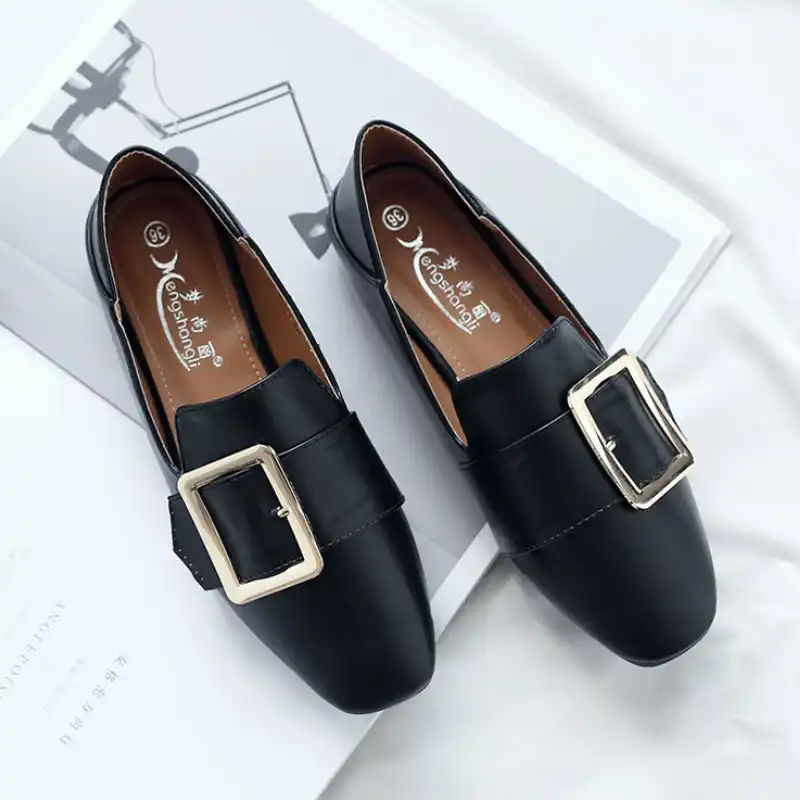 tan slip on shoes ladies