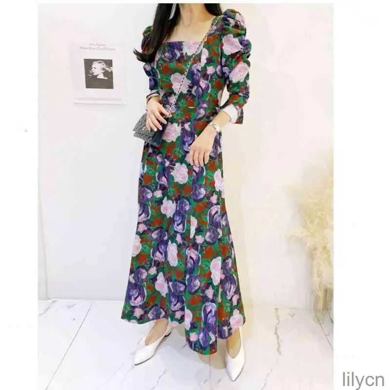 

Korean Style Print Dress 2020 Autumn Square Neck Flower Bubble Long Sleeve Long Loose Slim Chiffon Dress1