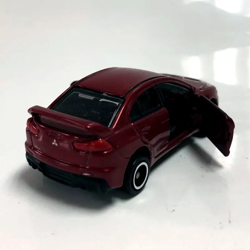 MTSUBISHI LANCER EVOLUTION X (9)