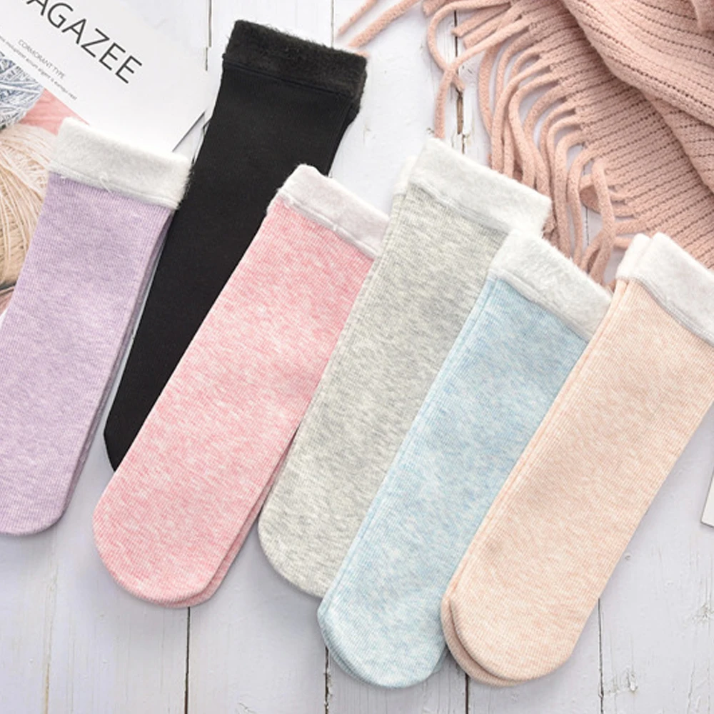 

Fashion Mid Floor Socks Winter Warm Women Socks Solid Color Cotton Plus Velvet Thickening Socks Breathable And Sweat-absorbing