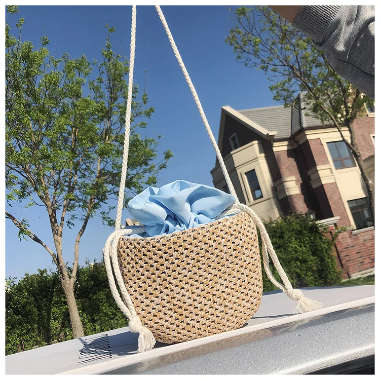 Petit sac bandoulière en osier