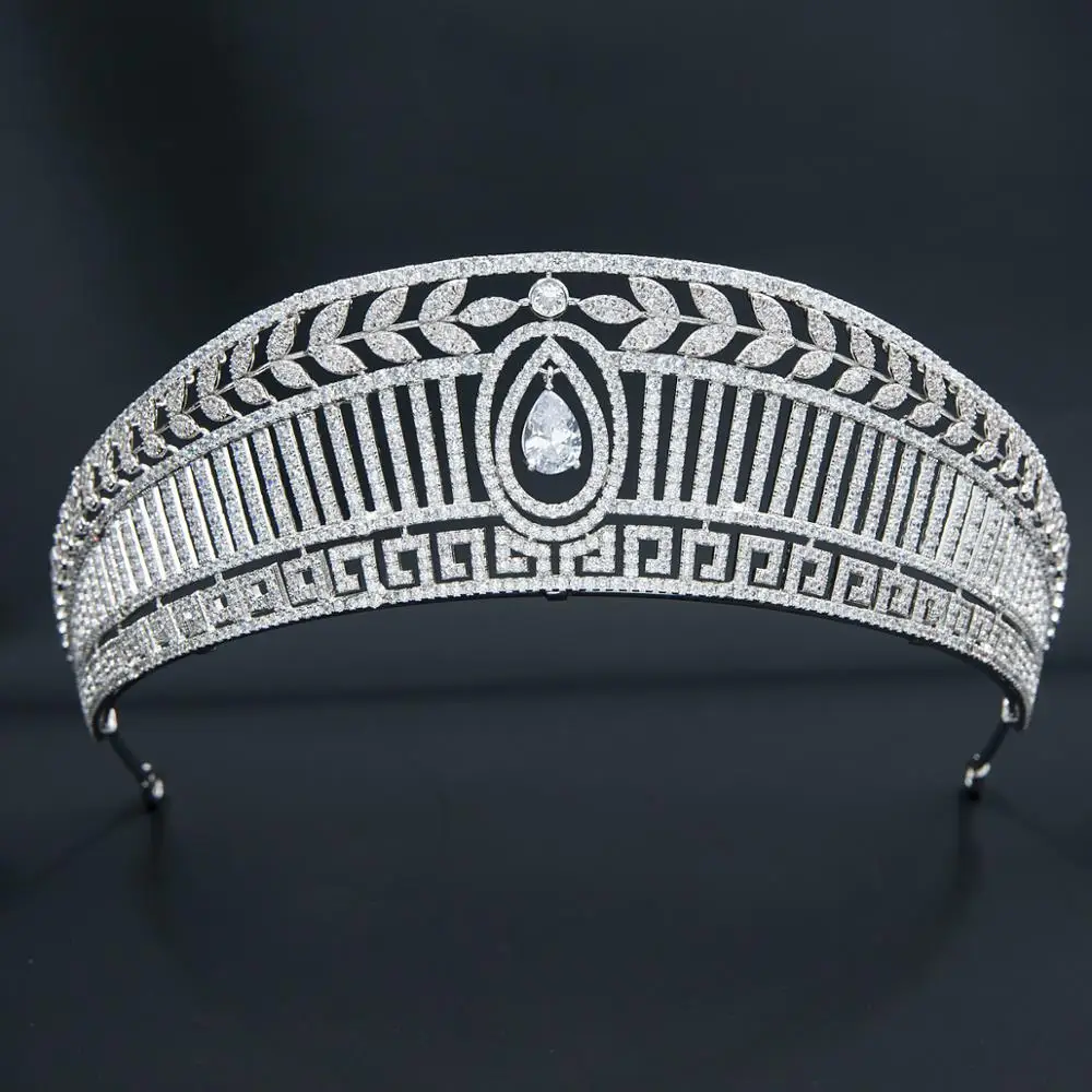 

Cubic Zirconia Royal Replica Tiara for Wedding,Crystal Queens Tiaras Crown for Bride Hair Accessories CH10356