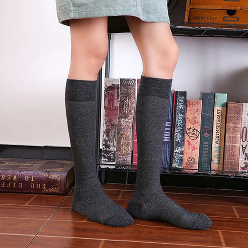 Женские хлопковые носки до середины икры; одежда для отдыха; теплые чулки до колена; однотонные черные и серые носки; сезон осень-зима
