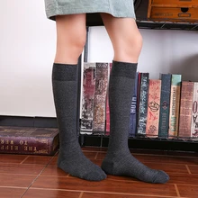 Женские хлопковые носки до середины икры; одежда для отдыха; теплые чулки до колена; однотонные черные и серые носки; сезон осень-зима