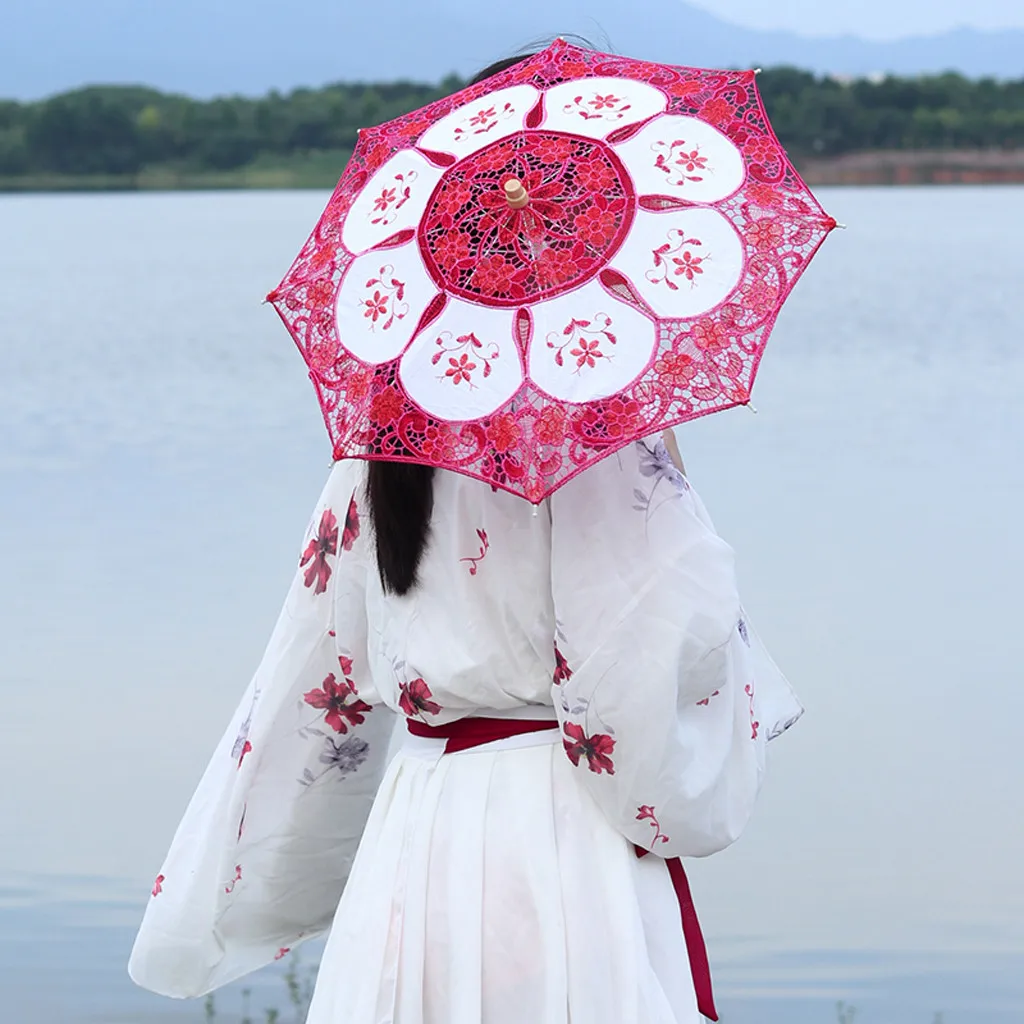 

Mini Vintage Wood Embroidery Pure Cotton Lace Umbrella Wedding Umbrella So Small for Wedding Gift Photo Props Kids Gift